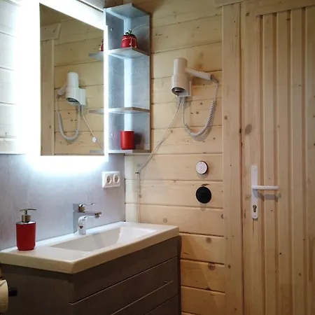 Wellnorama 2 - Wellnessferienhaus Mit Pool, Sauna Und Eigenem Whirlpool Mitten In Deutschland Wasungen