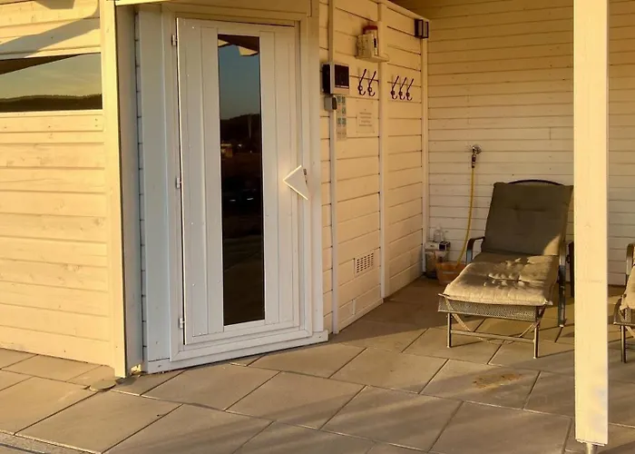 Wellnorama 2 - Wellnessferienhaus Mit Pool, Sauna Und Eigenem Whirlpool Mitten In Deutschland * Wasungen